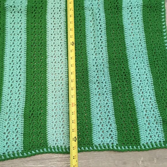 Handmade crocheted Blanket Throw Green 46"‎ X 37" - Picture 4 of 6